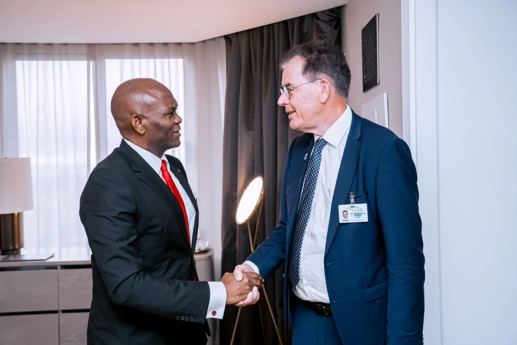 Inclusive Growth TOE handshake